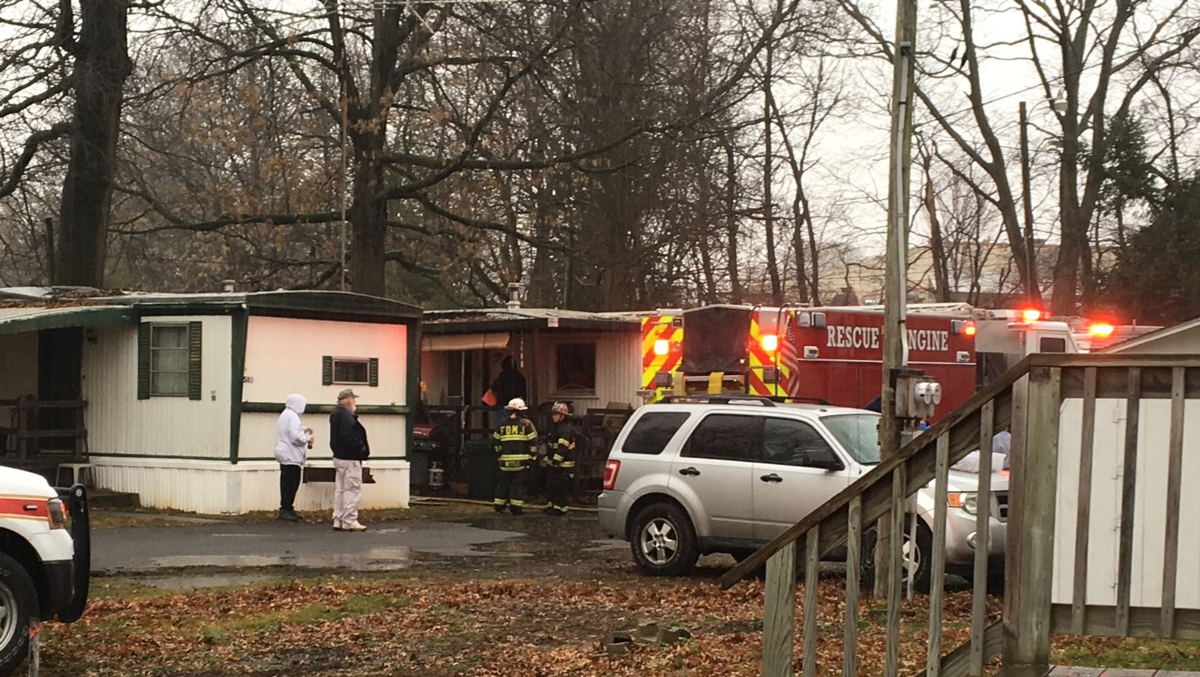 Crews battle mobile home fire in Lancaster County