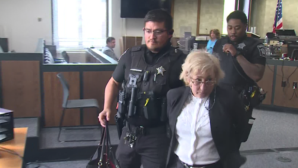 Wisconsin attorney to serve jail time for spitting on a teenager