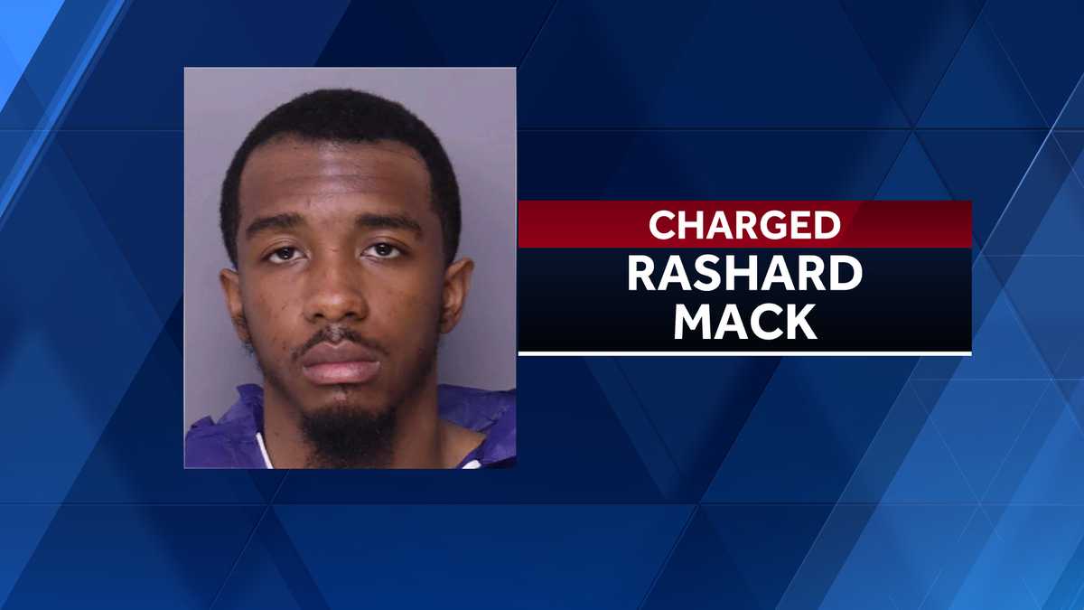 Police: Man charged in ex-girlfriend's fatal stabbing