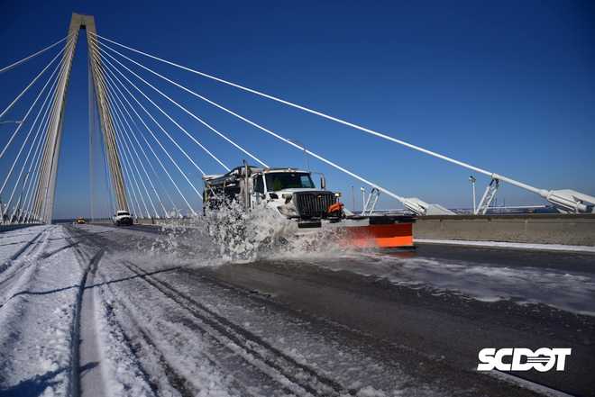 Nieve en el puente Ravenel