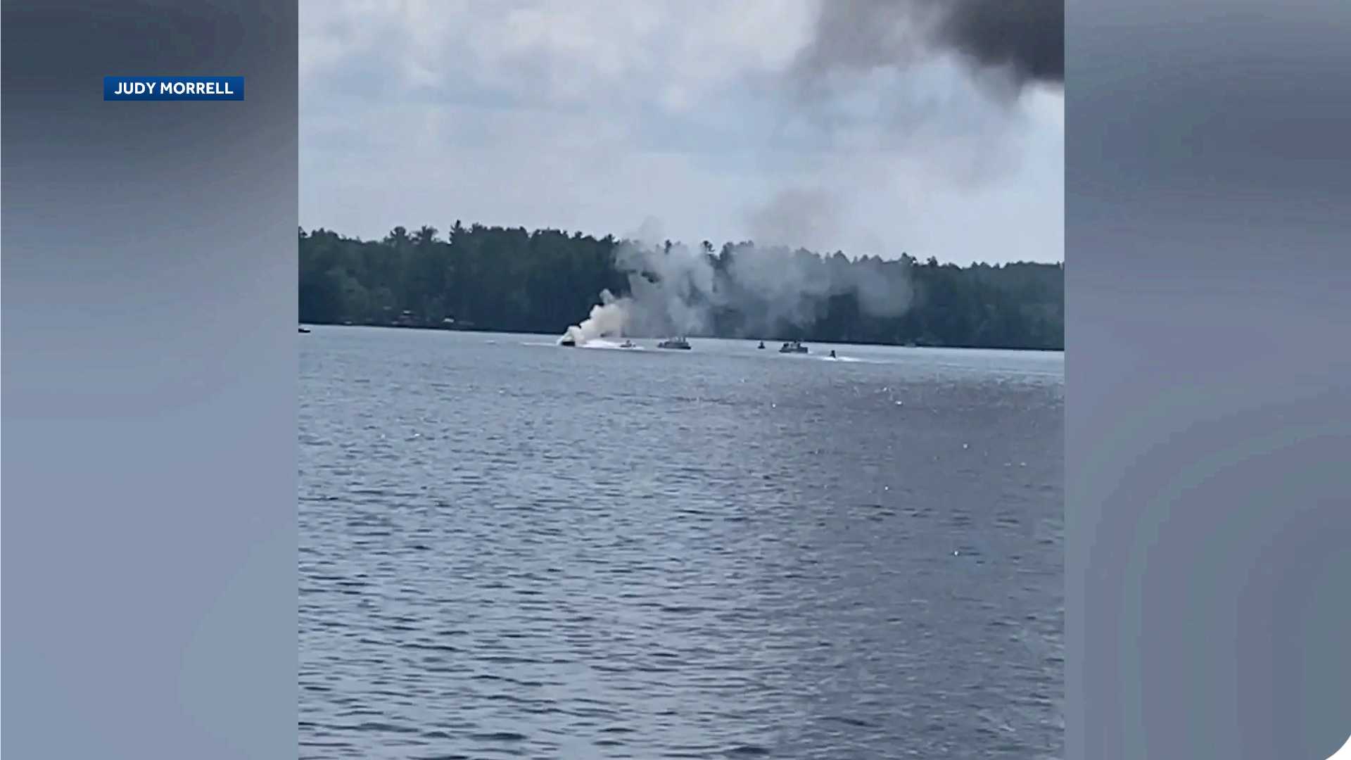 5 people rescued after boat explosion on Maine pond - Vimarsana News