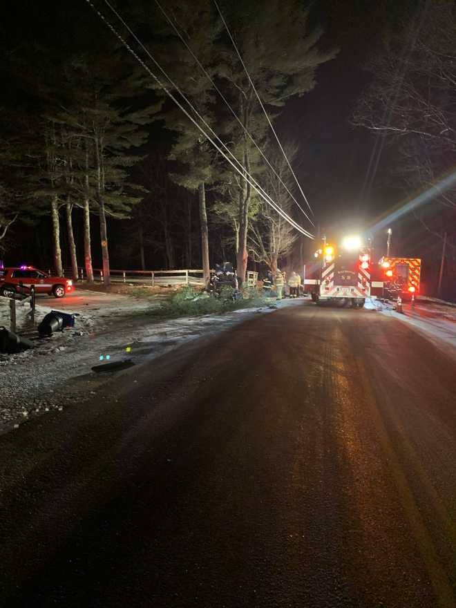Police say icy road conditions a factor in Raymond crash that seriously