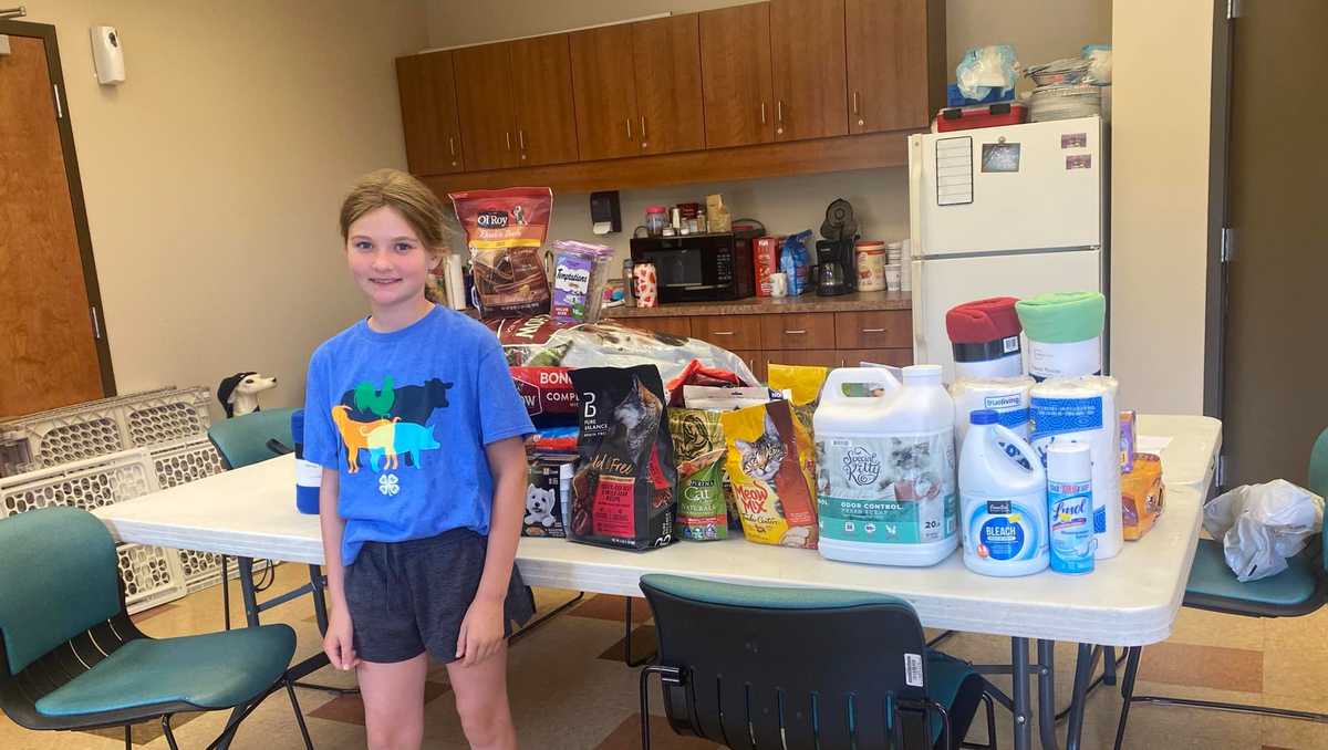Girl brings donations from birthday party to Ohio animal shelter
