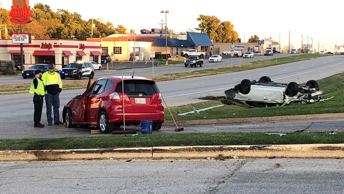 1 taken to hospital after rollover crash in Raytown