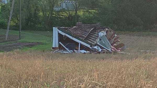 NWS surveying storm damage in Clinton, Highland counties