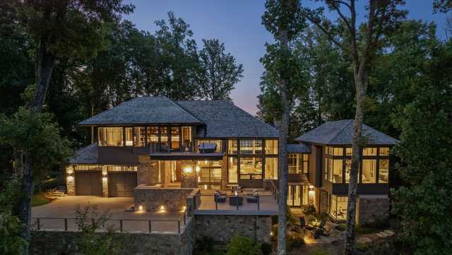 North Carolina: Multi-million-dollar sale breaks Cliffs record - Vimarsana News