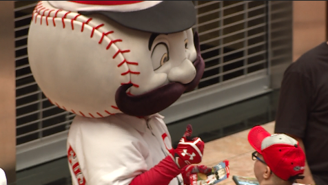 Reds caravan attracts strong support 