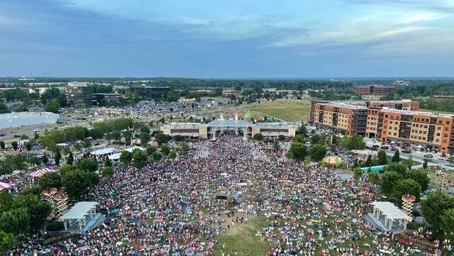 Thousands gather for annual Red, White, and Blue Ash celebration - Vimarsana News