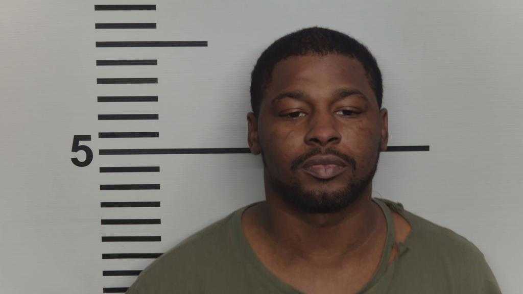 Man indicted for 2 counts of murder in triple shooting at Kroger ...