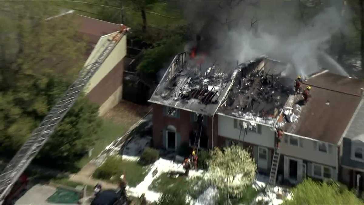 Fire shoots through roof of townhomes in Reisterstown