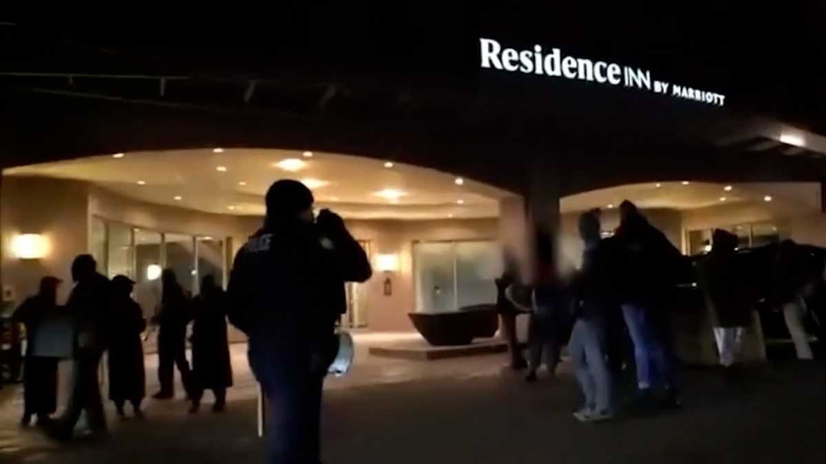 One charged with disorderly conduct after anti-ICE protest at Maine hotel
