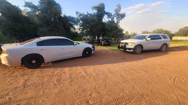 Person dead, suspect in custody after shooting in Guthrie - Vimarsana News