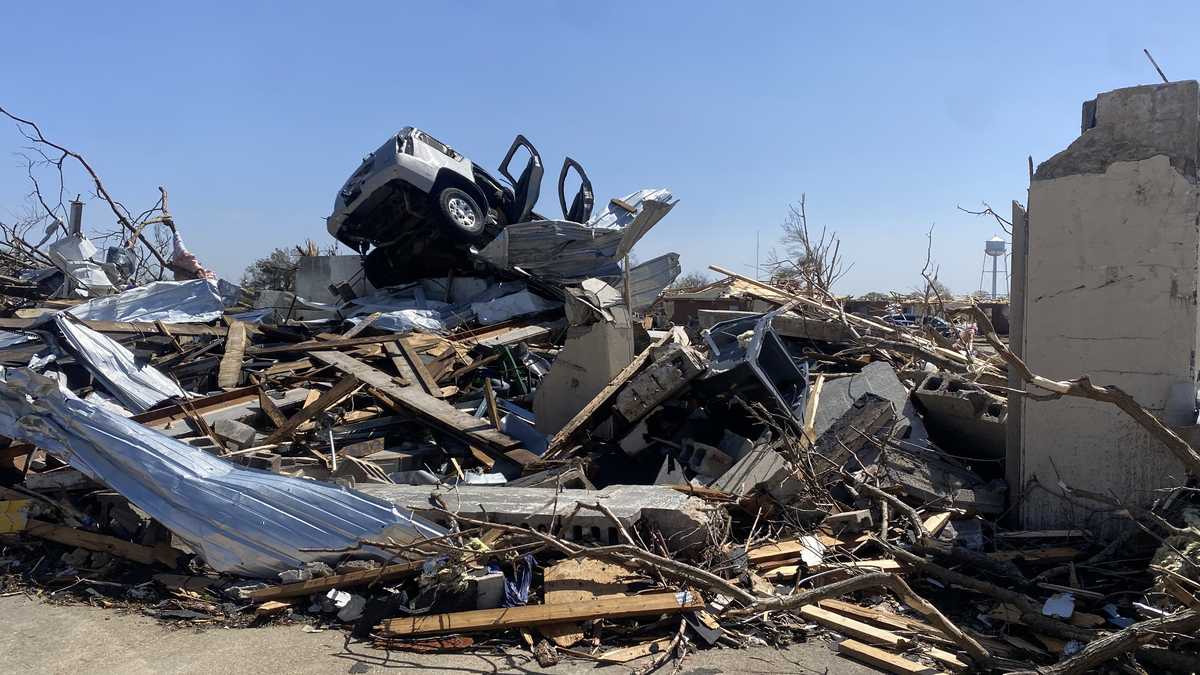 Mississippi governor declares state of emergency in response to tornado ...