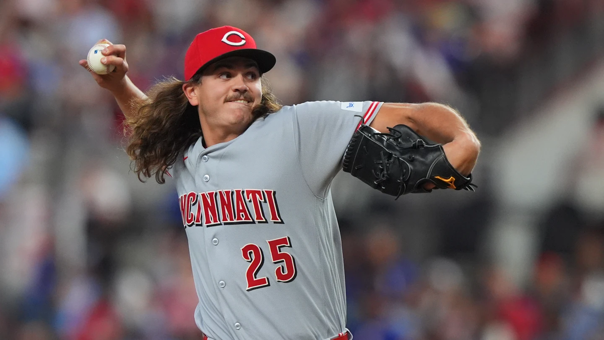 Reds blank Rangers 2-0 as Lowder pitches scoreless innings in his first win since 2024