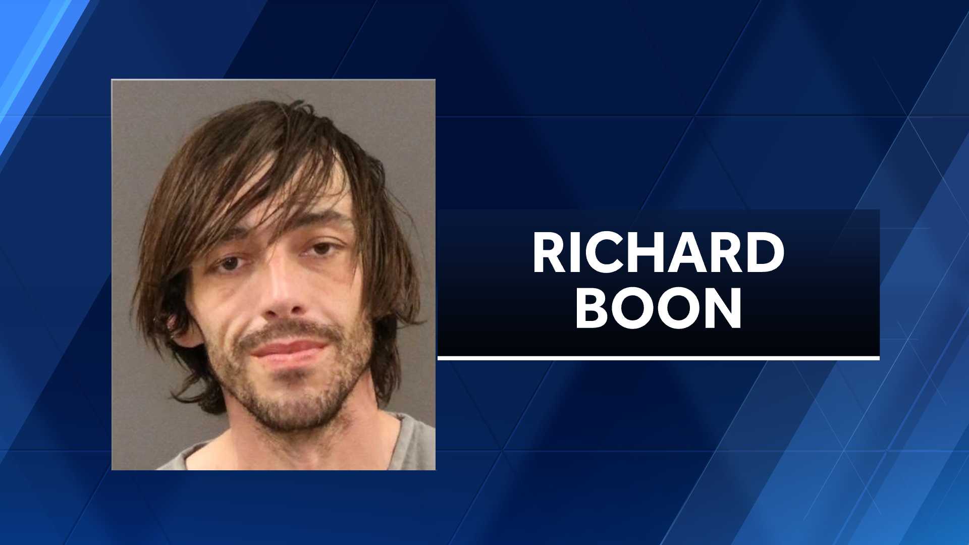 Nebraska man accused of stealing urns from mausoleum - Vimarsana News