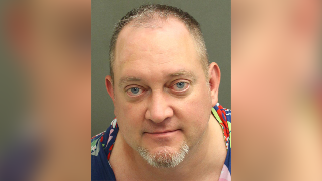 Florida man fatally shot girlfriend in the back, sheriff says - Vimarsana News