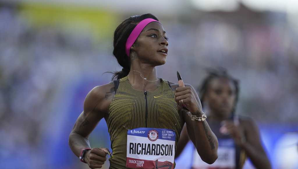 Sha’Carri Richardson wins first heat at Olympic trials