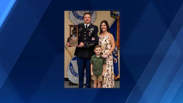 9-year-old ouching hearts, honoring veterans with toy soldiers - Vimarsana News