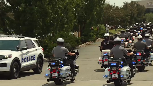 A whole bunch of motorcyclists journey by means of Cincinnati for Sonny Kim memorial journey