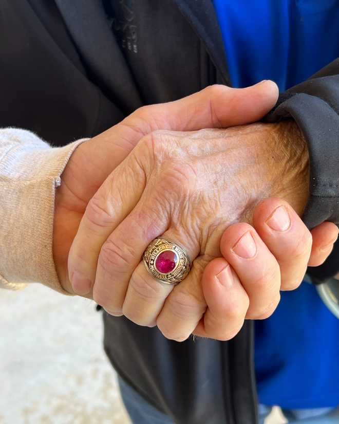tommy&#x20;jennings&#x20;reunited&#x20;with&#x20;high&#x20;school&#x20;ring&#x20;after&#x20;losing&#x20;it&#x20;47&#x20;years&#x20;ago.