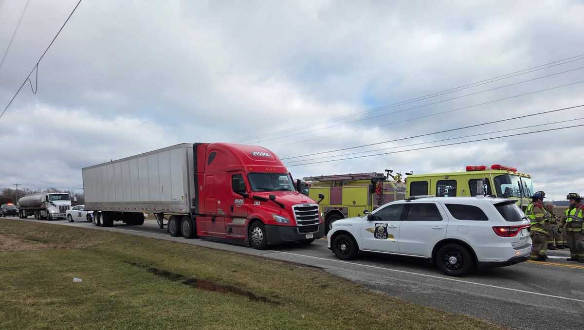 ISP: 1 dead, 1 hospitalized after head-on collision in Ripley County