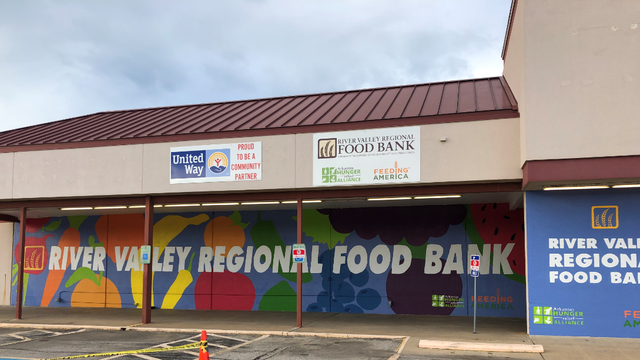 River Valley Regional Food Bank to receive 80,000 pounds of donated food for new freezers - Vimarsana News