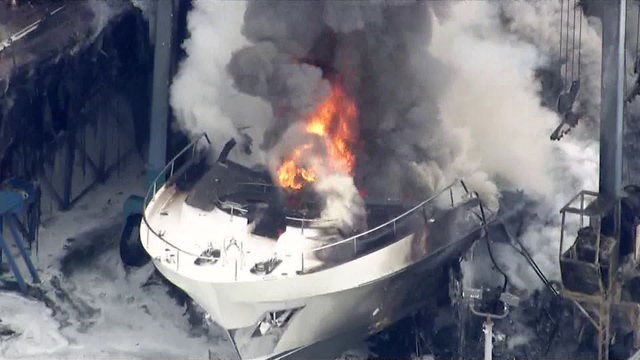 Sky5: 2 yachts destroyed in marina fire in Rhode Island - Vimarsana News