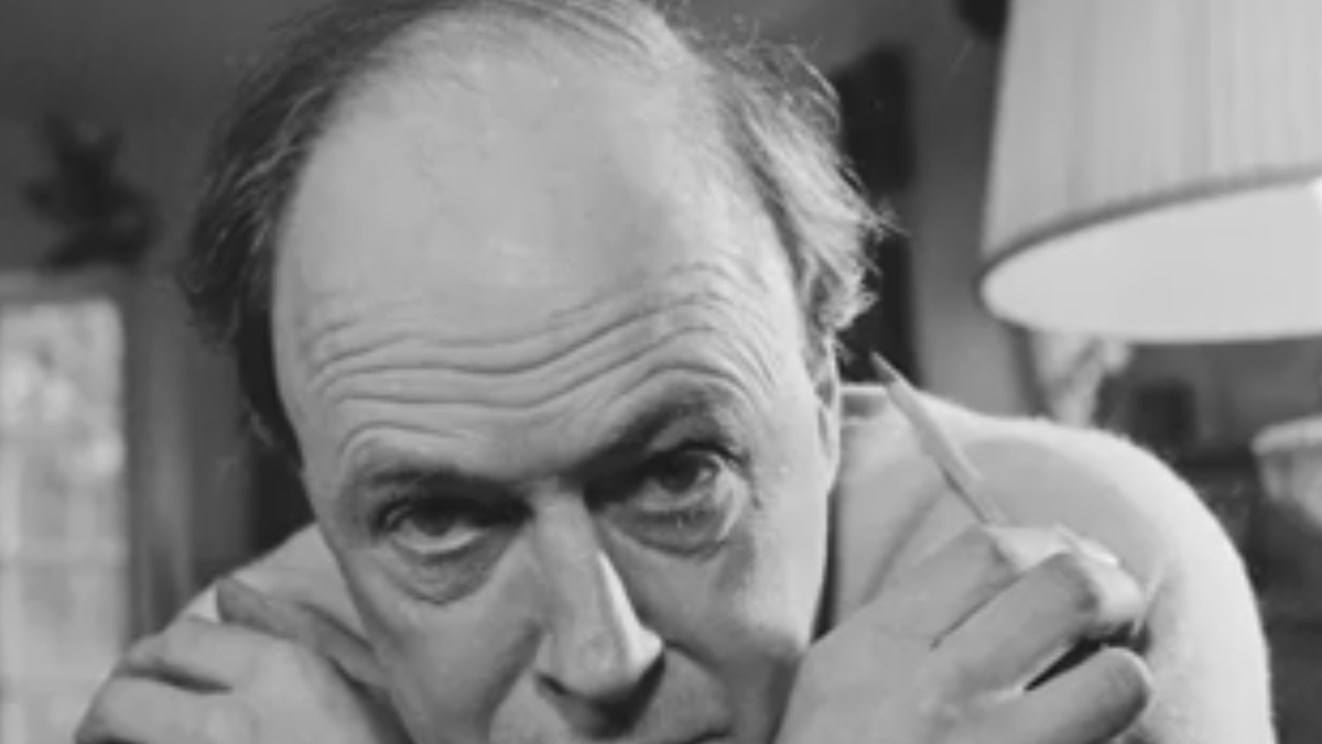 'Downton Abbey' Star to Portray Roald Dahl in Biopic