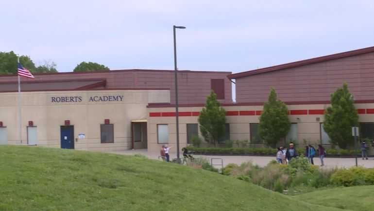 Roberts Academy responds with compassion amid spike in immigrant ...