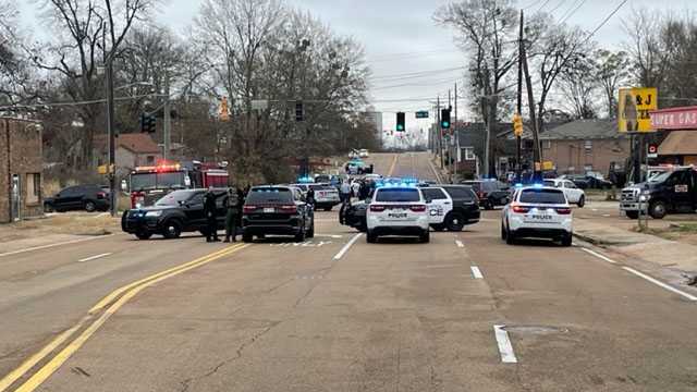JPD officer hurt in crash during brief pursuit - Vimarsana News