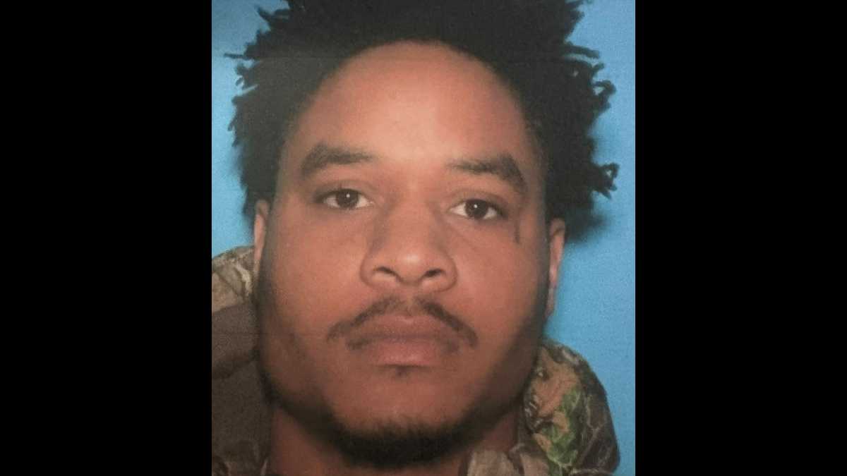 Murder suspect surrenders in Franklin County