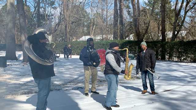 Resilient community celebrates Mardi Gras - Vimarsana News