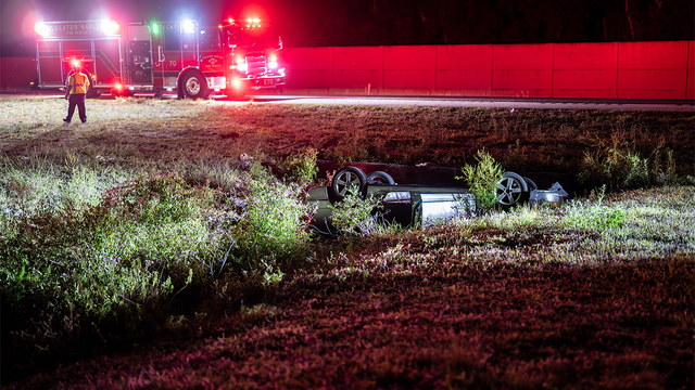 I-75 rollover crash leaves 1 person seriously injured in Collier County - Vimarsana News