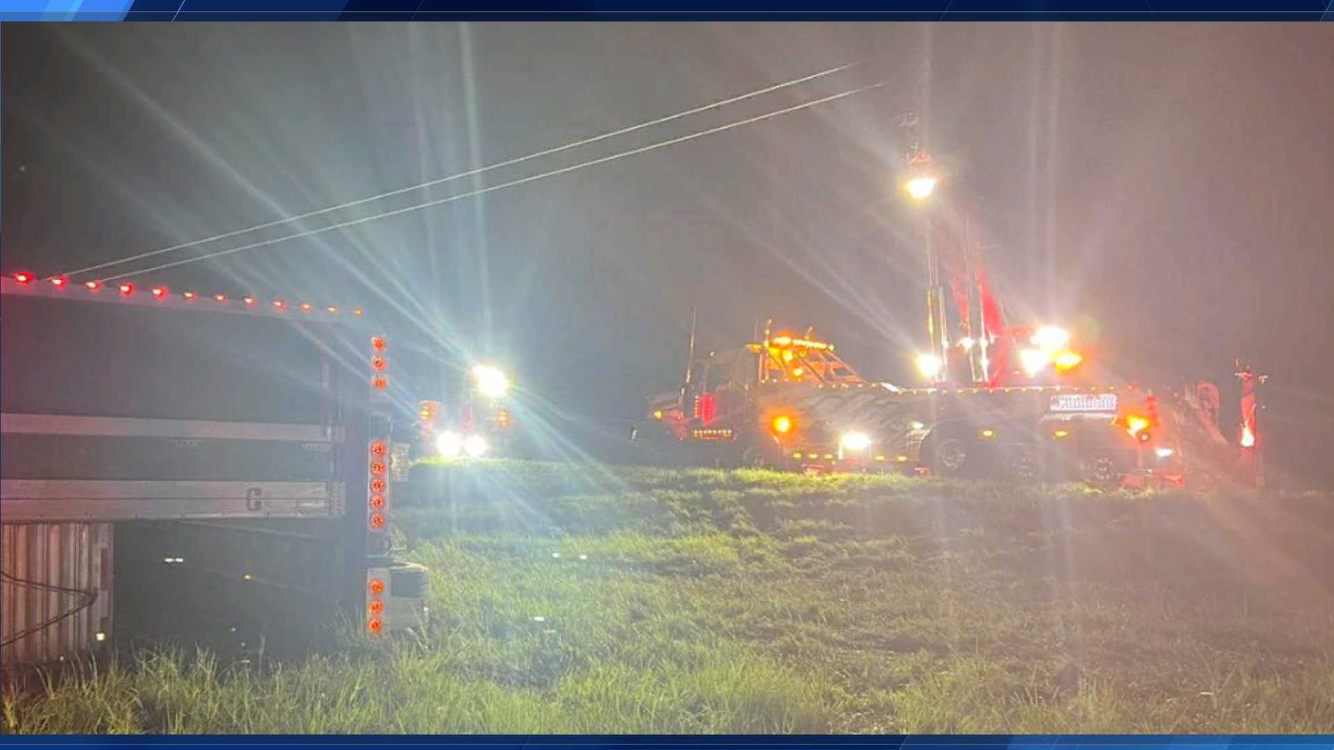 Interstate 80 rollover crash injures one person, missing cattle - Vimarsana News