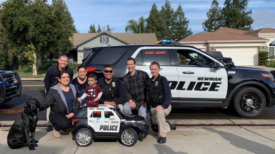 Police Surprise Fallen Officer S Son With Special Christmas Gift