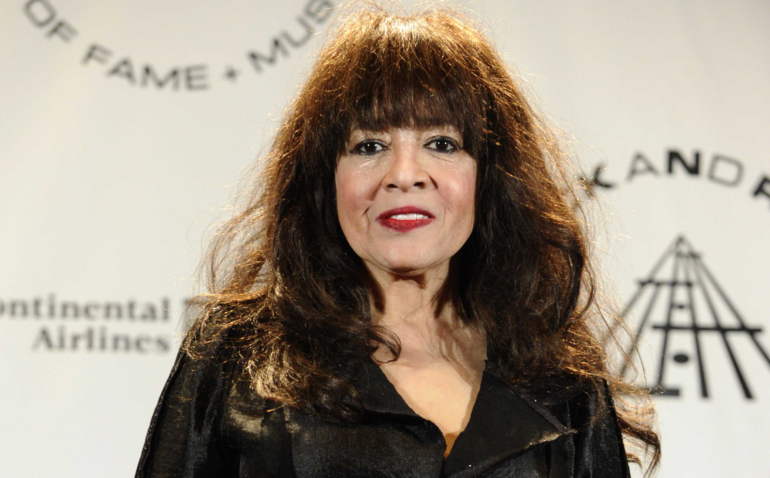 Ronnie Spector, '60s icon who sang 'Be My Baby,' dies at 78