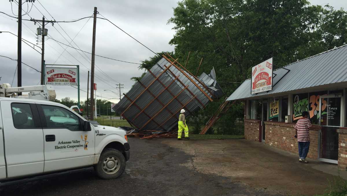 High winds blow roof off building in Roland