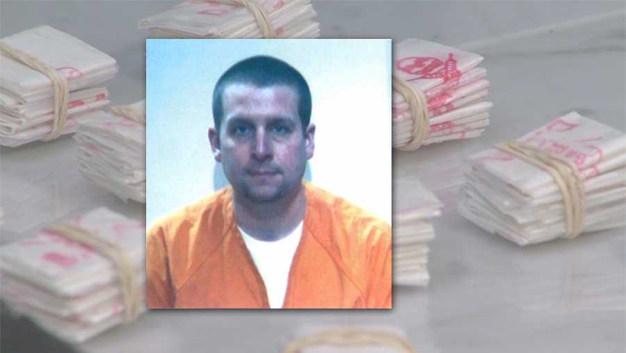 Donora police officer charged with stealing heroin from evidence