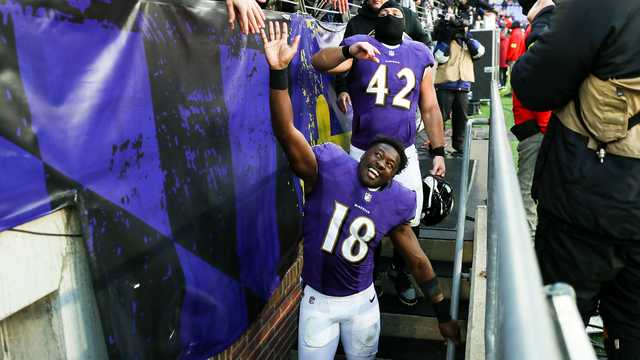 Ravens news: Roquan Smith changes number, offers to swap out fans