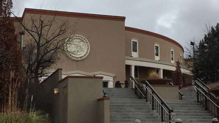 New Mexico Legislators pass bill to receive pensions New Mexico Legislators pass bill to receive pensions