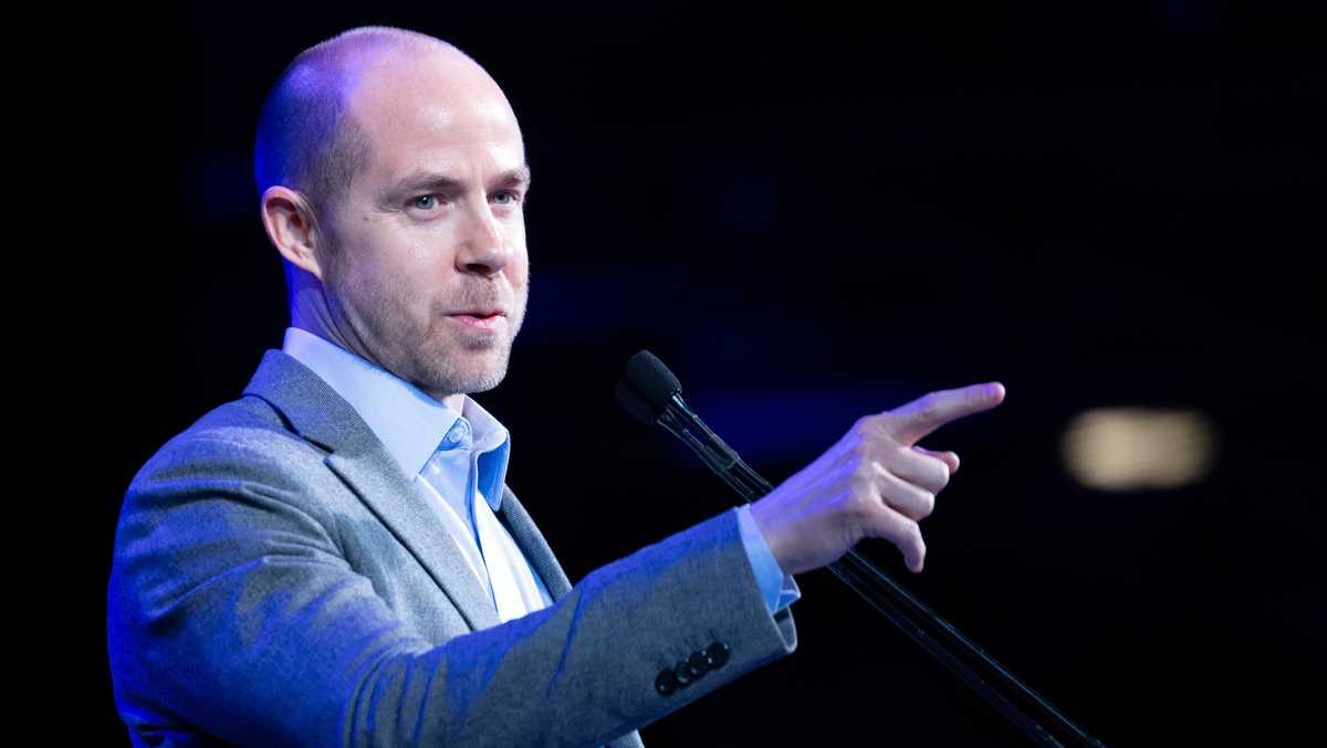 California Democratic chair to governor's race candidates: Drop out if your campaign isn't 'viable'