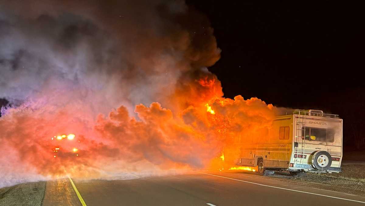 RV goes up in flames in Ozaukee County