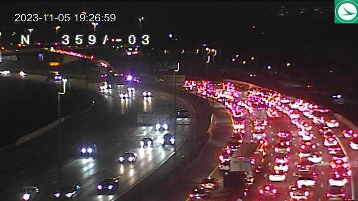 Update: All lanes reopened after crash on I-75N Camp Washington