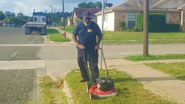 A bus driver mowed the grass at one of his bus stops so students wouldn't have to stand in the weeds while waiting for the bus.