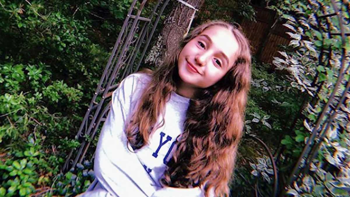 Fans, friends and Broadway pay tribute to 13-year-old actress Laurel Griggs