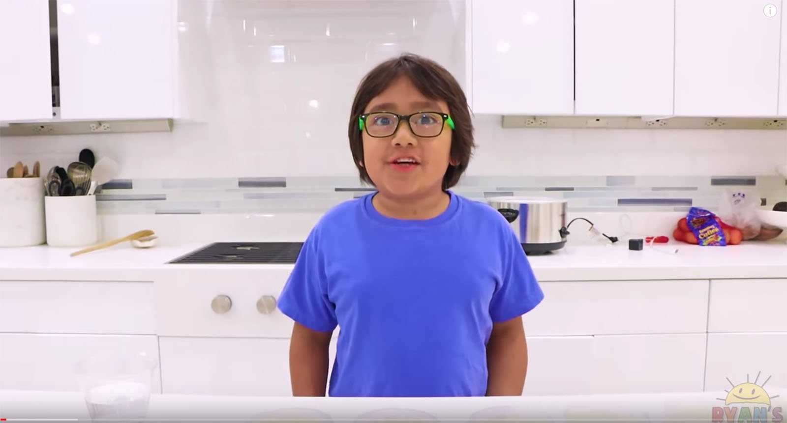 ryan toy review kitchen