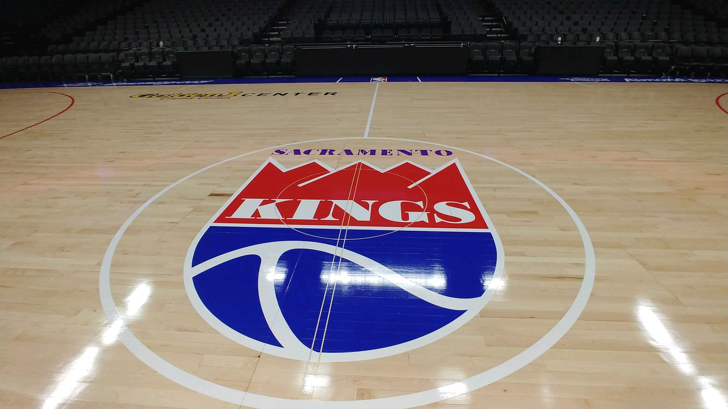 See the sweet baby blue retro court the Sacramento Kings are using for  'Flashback Friday' games