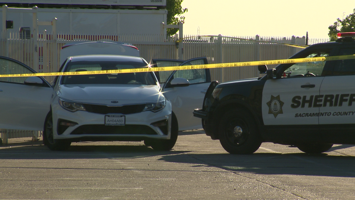2 detained after pursuit, homicide investigation in Sacramento County