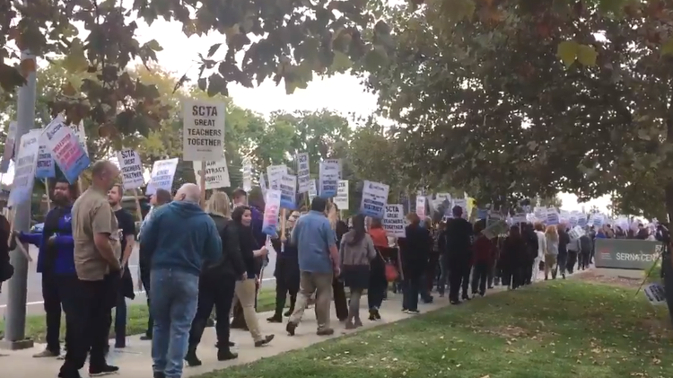 Sacramento unified teachers threaten to strike next week