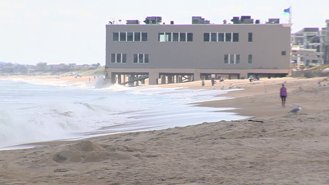 4 people rescued from rip currents off Massachusetts coast - Vimarsana News